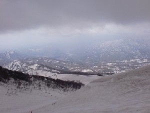 月山湖