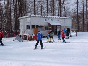 ポール班待合室（スクール）