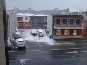 昨日の窓の外