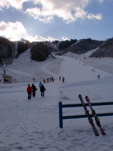 朝のゲレンデ