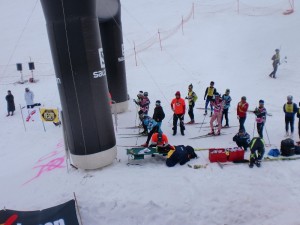 クロス・スタート待ち クロス・スタート待ち