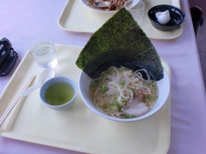 昼食 昼食