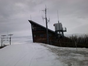 山頂のヒュッテ 山頂のヒュッテ